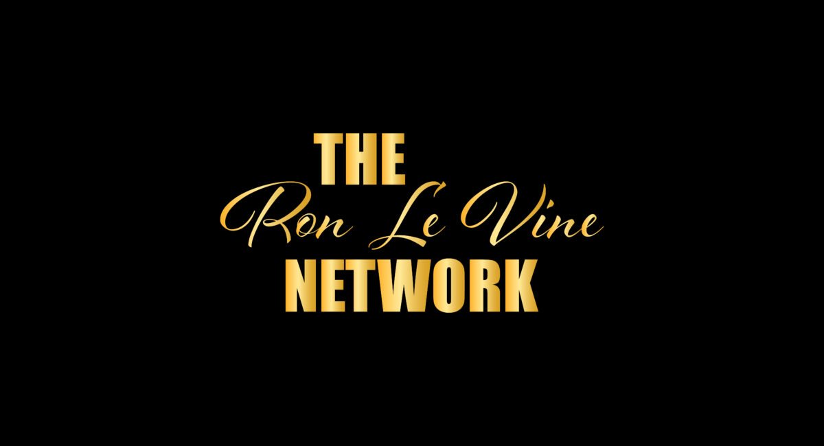 Minimalist Sports Clever Golf Logo Design | Professional Golf Branding