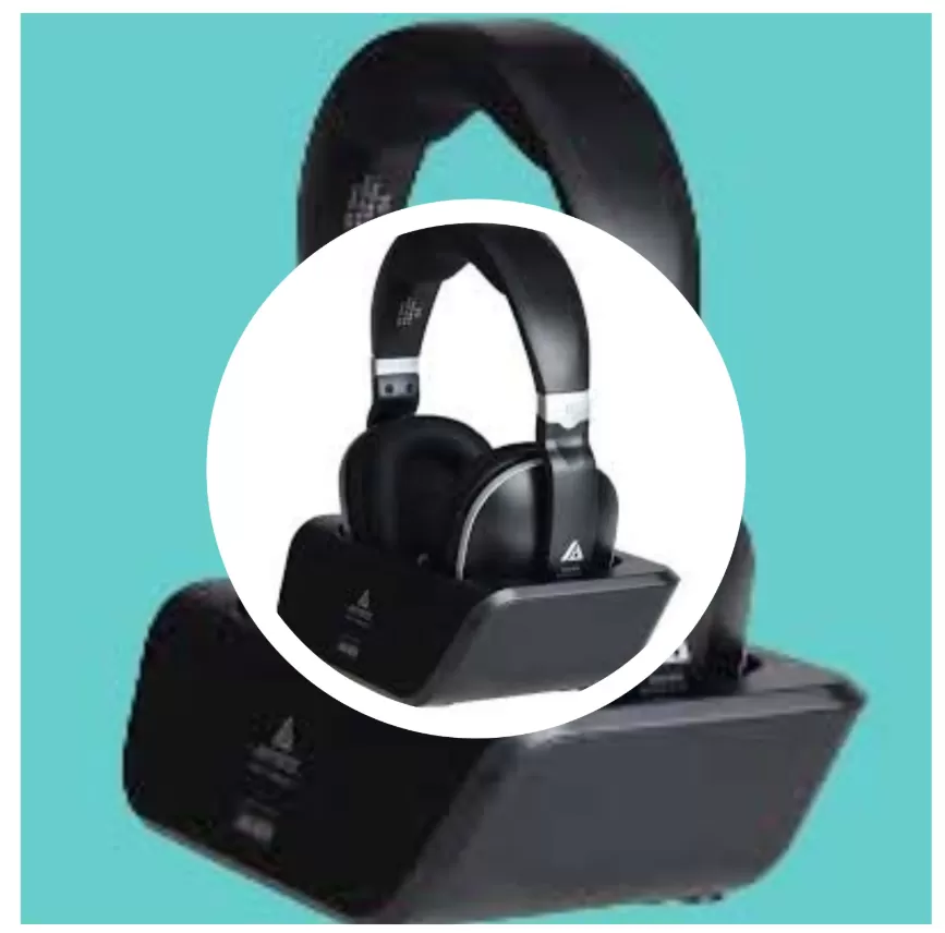 I will 30 to 250 photos background removal and crop image